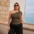 Top talla grande verde oliva con hombro descubierto y diseño fruncido lateral - 1XL / Marrón