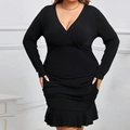 Elegant plus size black V-neck long sleeve dress with ruffle hem and ruched waist - 1XL / Black