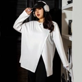 Weißes Langarmshirt für Damen in Übergröße mit asymmetrischem Saum und lockerem Schnitt - 1XL / Weiß