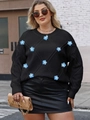 Pull noir oversize pour femme avec broderies florales bleues et textures de torsades - 0XL / Noir