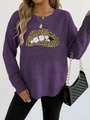 Dettaglio maglione in maglia viola con ricamo labbra leopardate e polsini a coste - S / Viola (Labbra Leopardate)