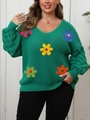 Détail d'un pull vert col en V avec fleurs en crochet 3D et textures de tricotage - 0XL / Vert