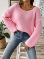 Detailopname van roze oversized gebreide trui met brede halslijn en uitlopende mouwen - S / Tops / Roze