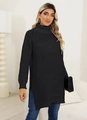 Détail du pull à col roulé noir pour femme avec fente latérale et texture côtelée - S / Noir