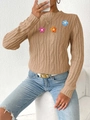 Jersey de punto de ochos caqui con flores de ganchillo hechas a mano y cuello redondo - S / Caqui
