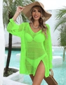Détail d'une robe de plage au crochet vert fluo avec col en V et fentes sur les côtés - Taille unique / Vert Fluorescent