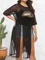 Detail eines schwarzen Netz-T-Shirts mit auffälligem Leoparden-Lippen-Grafikdruck für Damen - 1XL / Schwarz (Leopardenlippe)