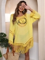 Detalle de pareo de ganchillo amarillo con flecos y patrones de punto calado - Amarillo