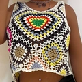 Top corto all'uncinetto fatto a mano con motivi patchwork bohémien e stile etnico - 0XL/L / Bianco