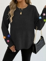 Détails de maille d'un pull noir avec des fleurs colorées en crochet 3D sur les manches - S / Noir