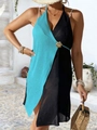 Detail of knit cover-up dress featuring a gold flower buckle and contrast panels - One Size / Light Lake Blue
