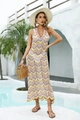Detailaufnahme des Boho-Strickkleids mit lila-gelbem Zickzack-Muster für den Sommerurlaub - S / Lila & Gelb