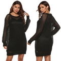 Robe courte sexy en maille ajourée noire avec manches longues et col rond - S / Noir