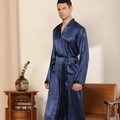 Albornoz kimono de satén azul marino para hombre con manga larga y cinturón de lazo - M / Azul
