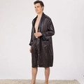 Heren pyjamaset met donkerblauwe strepen in zijde-look met badjas en korte broek - S / Goud gestreept