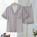 Damen Schlafanzug-Set aus Eisseide mit Sternenmuster und Kurzarm-Reverskragen für Sommer - M / Grauer Stern (Kurzarmhemd Shorts Und Hose)