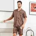 Pyjama deux pièces pour homme en satin marron foncé avec imprimé géométrique à losanges - Café Géométrique Imprimé