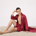 Set pigiama da uomo in raso bordeaux con motivo jacquard a scacchi e bordi a contrasto - S / Gingham Rosso