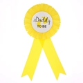 Spilla Daddy To Be in raso giallo e latta per decorazione festa baby shower - Futuro Papà / Giallo