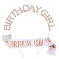 Set compleanno con cerchietto in strass oro rosa e fascia in raso floreale per ragazza - Oro Rosa (FG110+JD019)