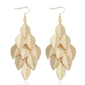 Boucles d'oreilles feuilles dorées baroques avec détails de franges superposées - Boucles d'Oreilles Feuille (EH008)