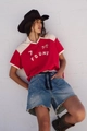 Stile street outdoor con shorts in denim blu con schizzi di vernice e bordi sfilacciati - S / Blu Scuro Schizzato