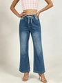 Detail van blauwe wijde jeans met elastische tailleband en witte trekkoorden voor dames - S / Lichtblauw