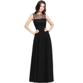 Detalle del corpiño de encaje y diseño sin mangas de un vestido largo de noche en negro - S / Negro