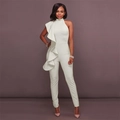 Elegante tuta monospalla con volant in bianco crema per abbigliamento formale donna - S / Bianco