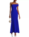 Detail of royal blue one-shoulder slim fit gown with high slit and pearl ball bag - Blue
