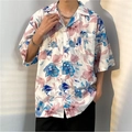 Short sleeve Cuban collar shirt featuring a retro blue and pink floral print on white fabric - M / Blue