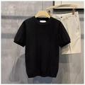 T-shirt in maglia nera a maniche corte da uomo con sottili costine verticali - M / Nero