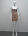 Dettaglio dell'abito corto a corsetto color nudo con bordo in pizzo e stecche - XS / Rosa Loto