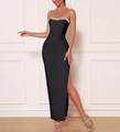 Elegantes schwarzes trägerloses Abendkleid mit Silber-Strasssteinen und hohem Beinschlitz - Schwarz