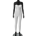 Dettaglio tuta intera bianca a fascia con cuciture stile bustier e taglio aderente - XS / Bianco
