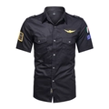 Camicia militare nera a maniche corte da uomo con toppe ricamate e tasche sul petto - S / Tops / Nero