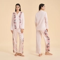 Pigiama in raso rosa con stampe floreali composto da maglia a maniche lunghe e pantaloni - S / Rosa Floreale