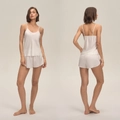 Weißes Satin-Pyjama-Set für Damen mit V-Ausschnitt-Top und elastischen Shorts - S / Weiß