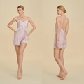 Sexy hellrosa Satin-Schlafanzugset mit weißer Spitze und rückenfreiem Design für Damen - S / Lotusrosa