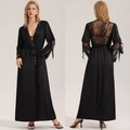 Peignoir long en satin noir pour femme avec dentelle florale et nœuds rubans - S / Noir