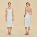 Elegant white satin backless nightgown with V-neckline and crisscross straps - XS / White