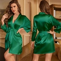 Peignoir élégant en satin vert émeraude avec col kimono et ceinture pour femmes - S / Vert Émeraude