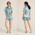 Ensemble pyjama en satin pour femme vert sauge avec liseré noir, manches courtes et short - 3XL / Vert Gris