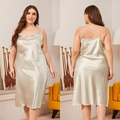 Camicia da notte taglie forti in raso color champagne con scollo a cappuccio - 1XL / Grigio chiaro