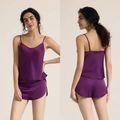 Ensemble de nuit en satin violet foncé avec caraco à col en V et short assorti pour femme - S / Haut Et Bas / Violet foncé