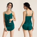Ensemble de pyjama en satin vert foncé avec caraco à bretelles et short assorti - S / Haut Et Bas / Vert Foncé