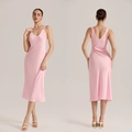 Camisón midi de satén rosa para mujer con tirantes anchos y acabado suave - S / Rosa