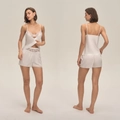 Weißes Seiden-Satin-Pyjama-Set für Damen mit zarter Spitze und Camisole-Shorts-Kombi - S / Weiß