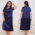 Kurzärmliges dunkelblaues Satin-Nachthemd mit Spitzenbesatz und lockerer Passform - 1XL / Marineblau