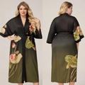 Damen Übergrößen Satin Bademantel mit grünem Lotus-Verlauf und seidigem Glanz - Einheitsgröße / Schwarzgrün Farbverlauf Lotus